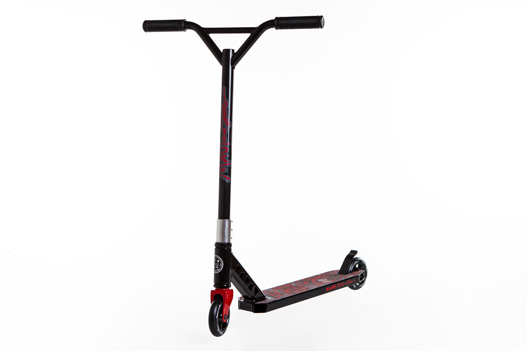 Scooter Freestyle Mau and Sons Aggro Shark V2 - Nivel medio
